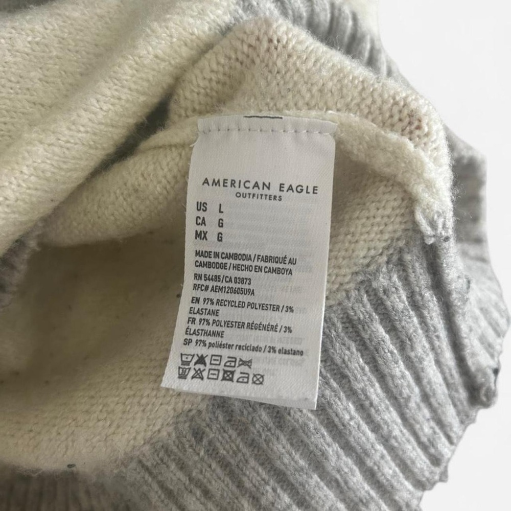 American Eagle Woah So Soft Crew Neck Sweater in Grey and White Striped Pattern - Picture 3 of 7